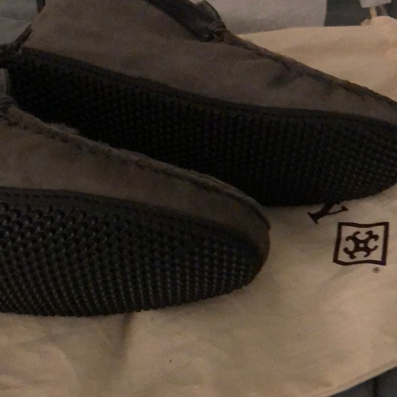 Quoddy grey women’s slippers brand new size 8 ( feels like 7.5) - Picture 2 of 8